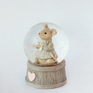 Шар снежный «Мышка с сердечком»