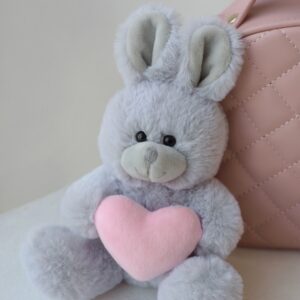 Игрушка мягкая- брелок Зайка с сердечком, светло-серый